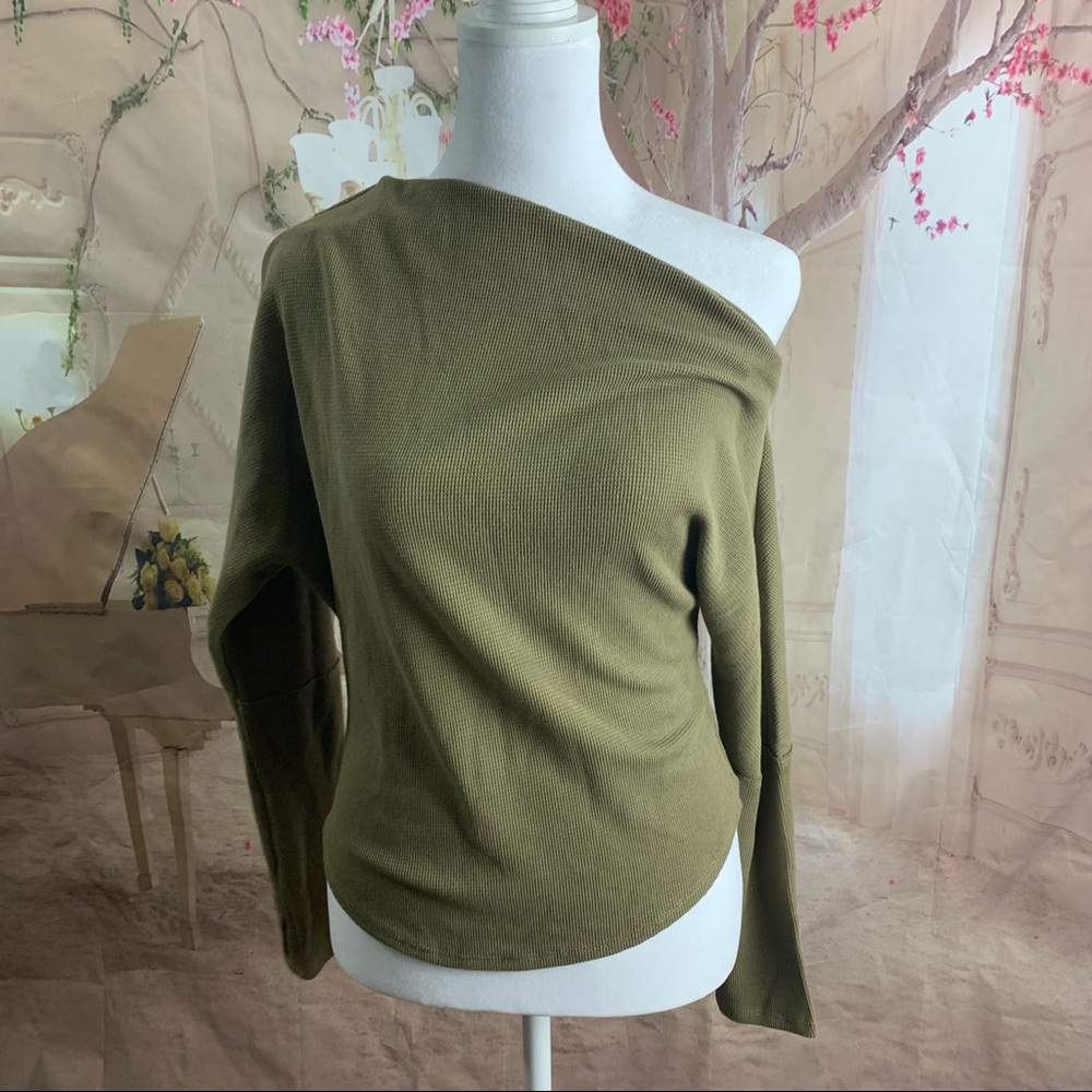 NEW FREE PEOPLE Fuji Off the Fuji Off the Shoulder Thermal Top in Earth … - Picture 3 of 13